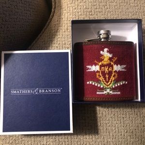 Smathers & Branson Pike Knitted Flask